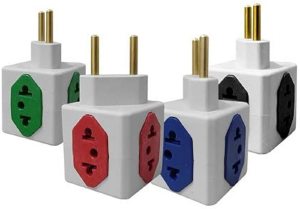 ADAPTADOR DE TOMADAS CUBO 4 ENTRADAS